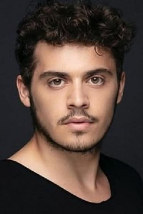 Kerem Alp Kabul as Selçuk in Farewell Letter
