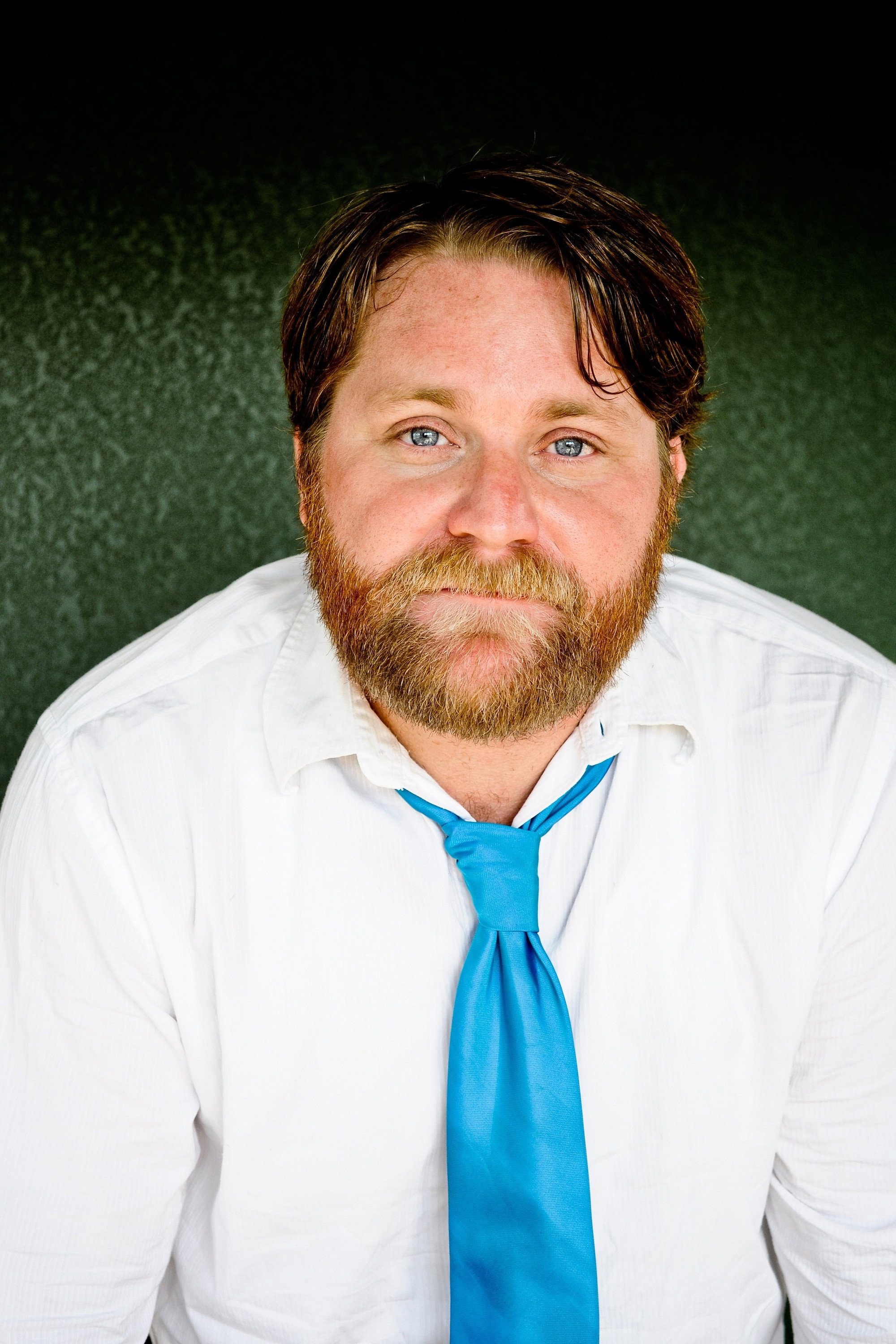 Luke Ashlocke as Mike in Vicky and Sam