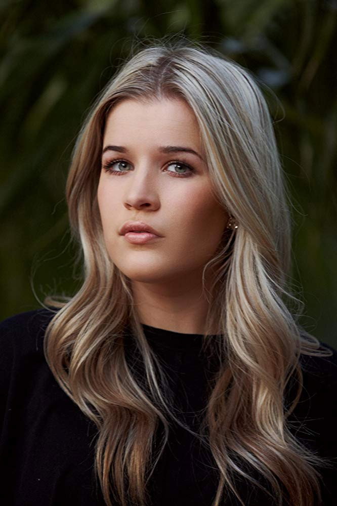Emily Morris as Maddy Cornell in A Second Chance