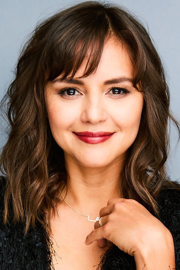 Leslie-Anne Panaligan as Penelope in MacKenzie Falls