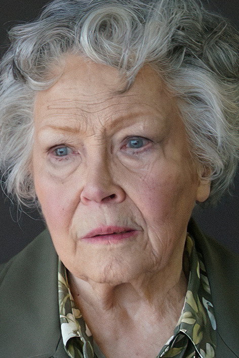 Ingeborg Uyt den Boogaard as Roos in The Purse Snatcher