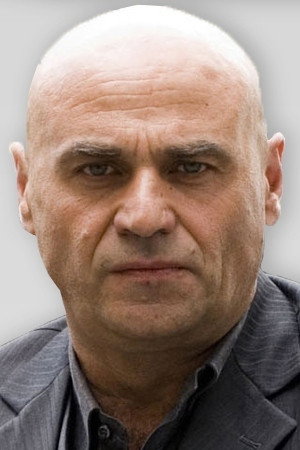 Gaetano Amato as Contrabbandiere in Three Men and a Leg