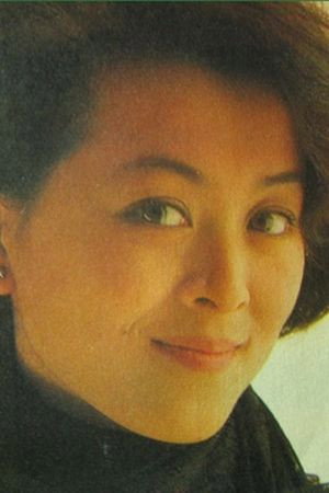 陈肖依 as 李茹春 in 高朋满座