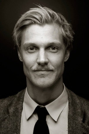 Espen Klouman Høiner as Daniel Vik in Just Bea
