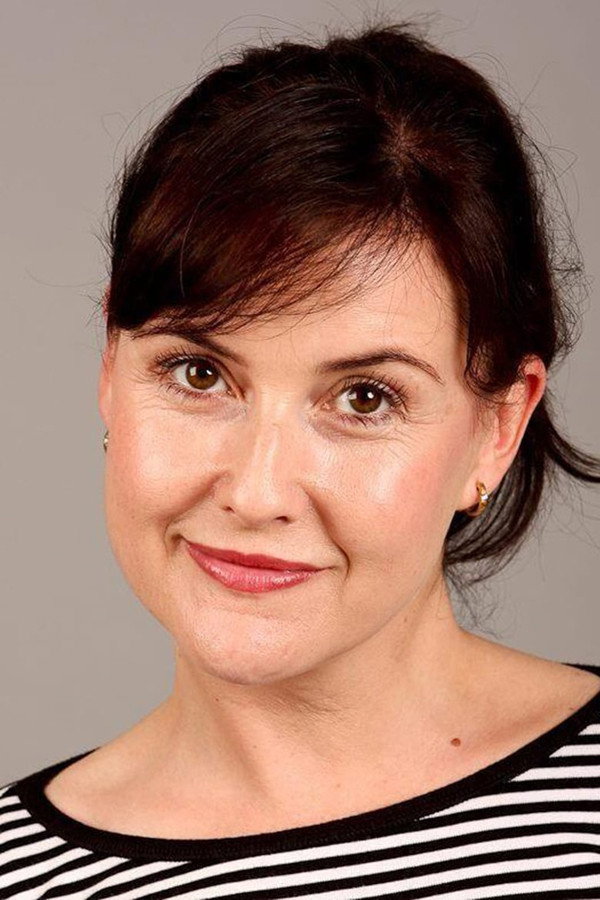 Elizabeth Carling as Charlotte Smith in Border Cafe