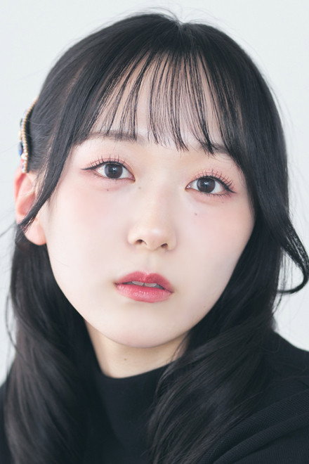 明智璃子 as Poemu Kohinata (voice) in The Klutzy Class Monitor and the Girl with the Short Skirt