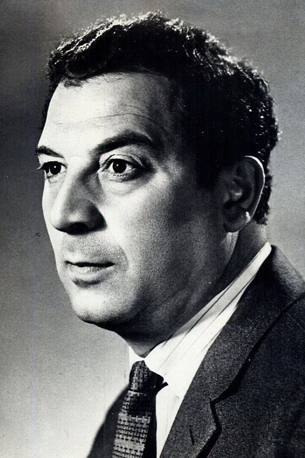 Борис Сичкин as Buba Kastorskiy in The New Adventures of the Elusive Avengers