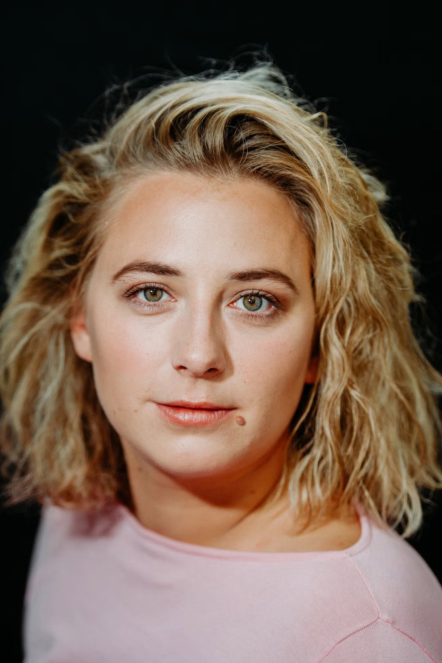 Alexandra Leonie Kronberger as Karin in Nothing Left - Just That Summer