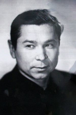 Александр Лебедев as дворовая шпана Юрка Ковякин in The Drummer's Fate