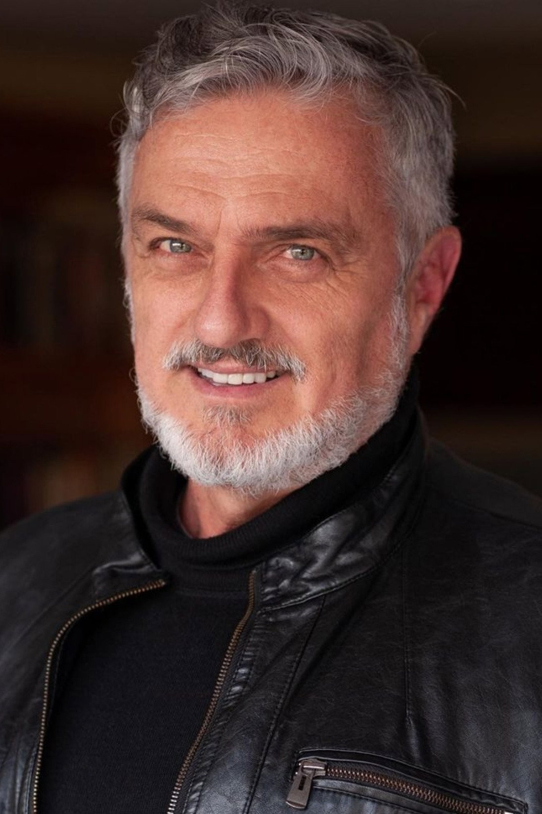 Werner Schünemann as Amigo 2 in Tepê