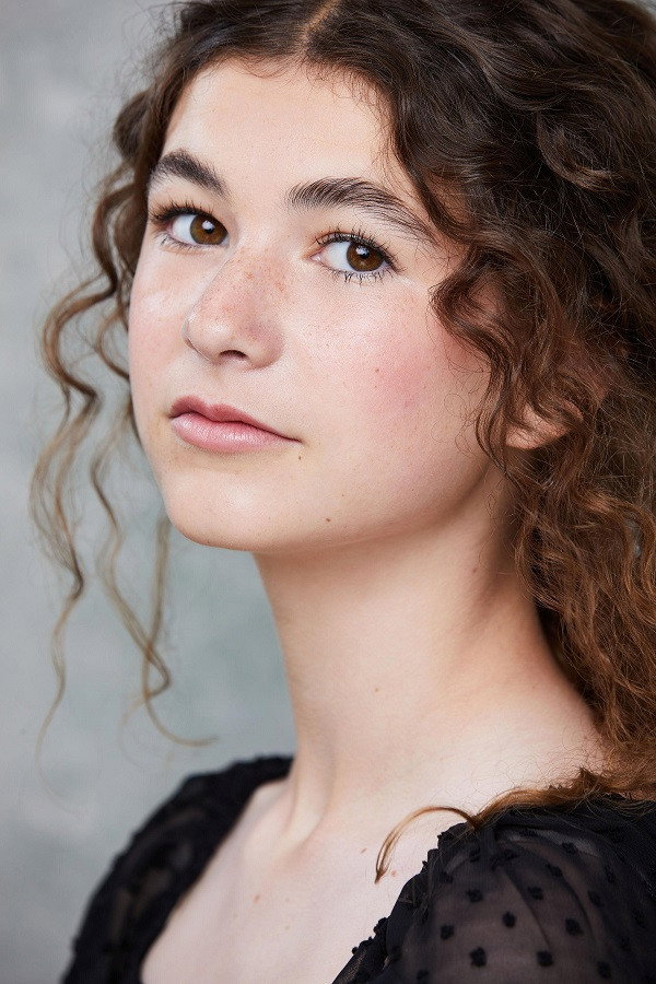 Cadence Goblirsch as Isla in Till the Petals Fall