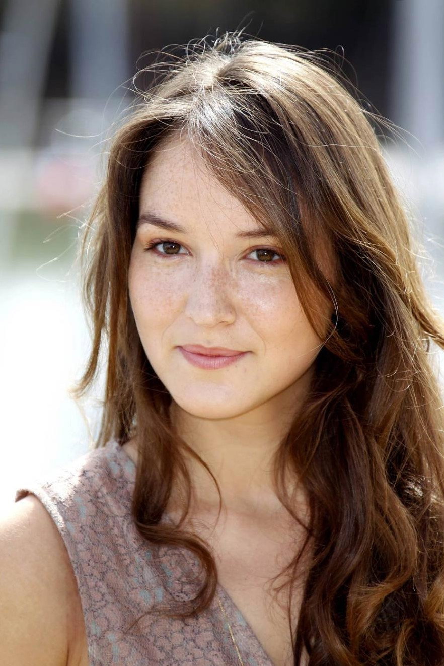 Anaïs Demoustier as Jeanne in Incredible But True