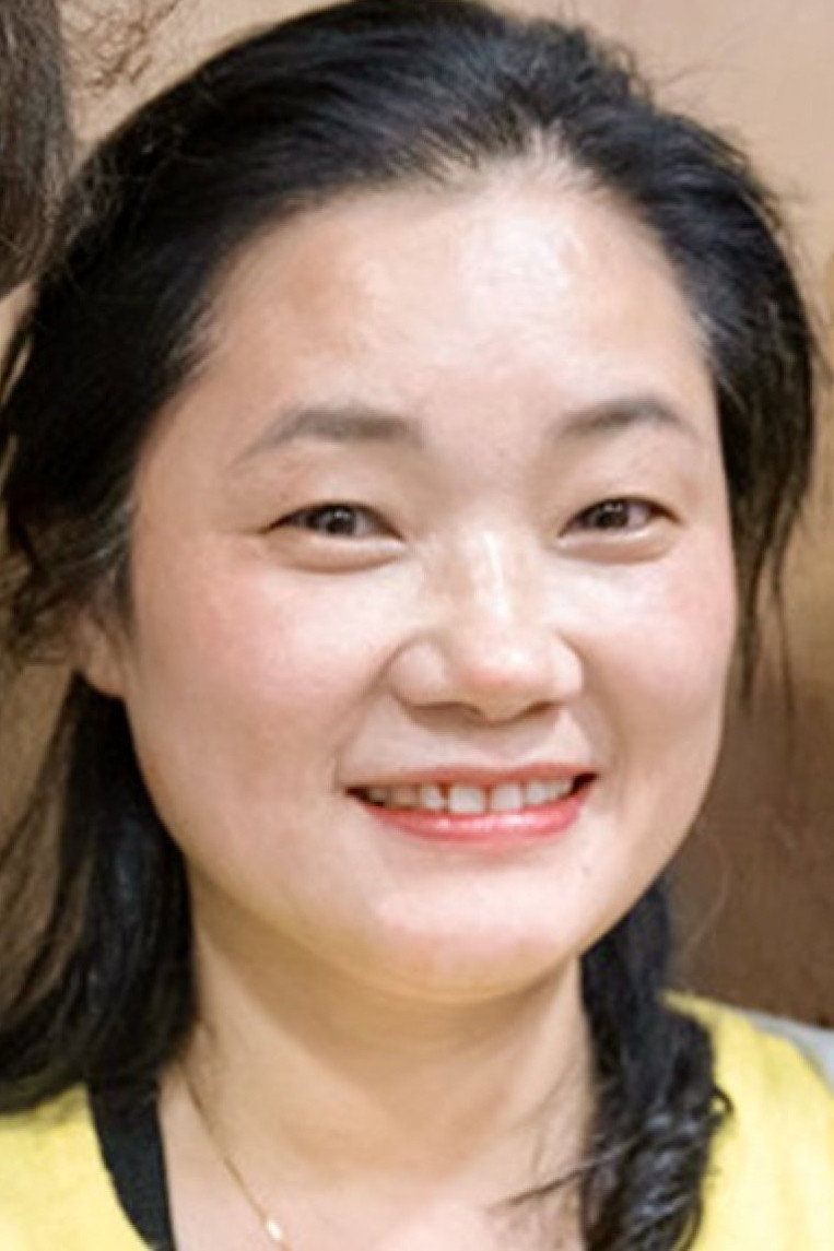 전영 as Choi In-Sook in Devil in the Lake