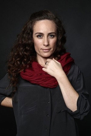 Katerina D'Onofrio as Mother in The Wrong Disguise