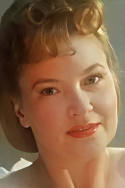 Татьяна Чепикова as Капитолина Сергеевна in A Small Giant of Big Sex