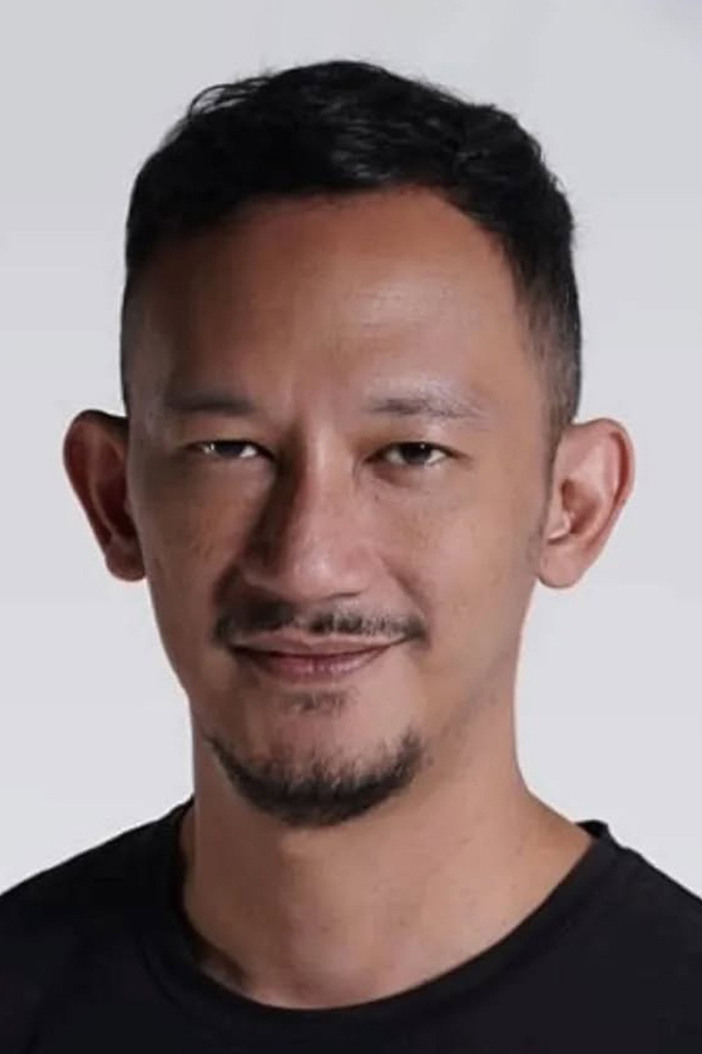 Simhala Avadana as Putri's Father in Doremi & You