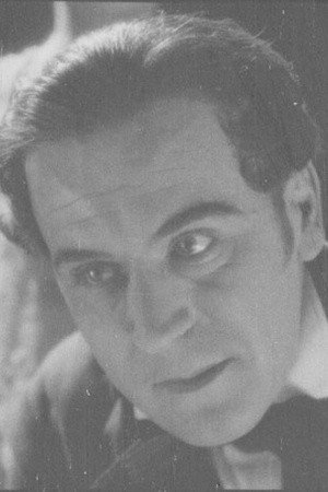 Leon Łuszczewski as Capt. Kapera in Załoga