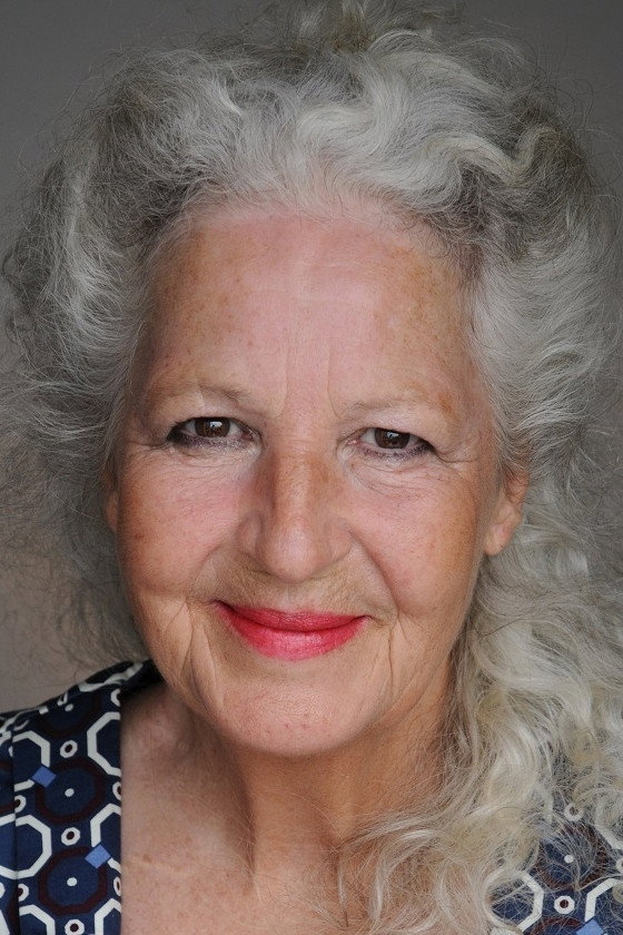 Roselyne Geslot as Chantal in Le Jour des Adultes