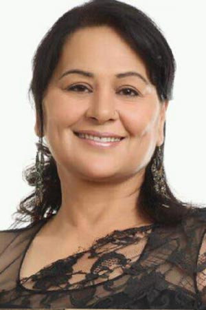 Sunita Dhir as Mrs. Sandhu in Mundeyan Ton Bachke Rahin