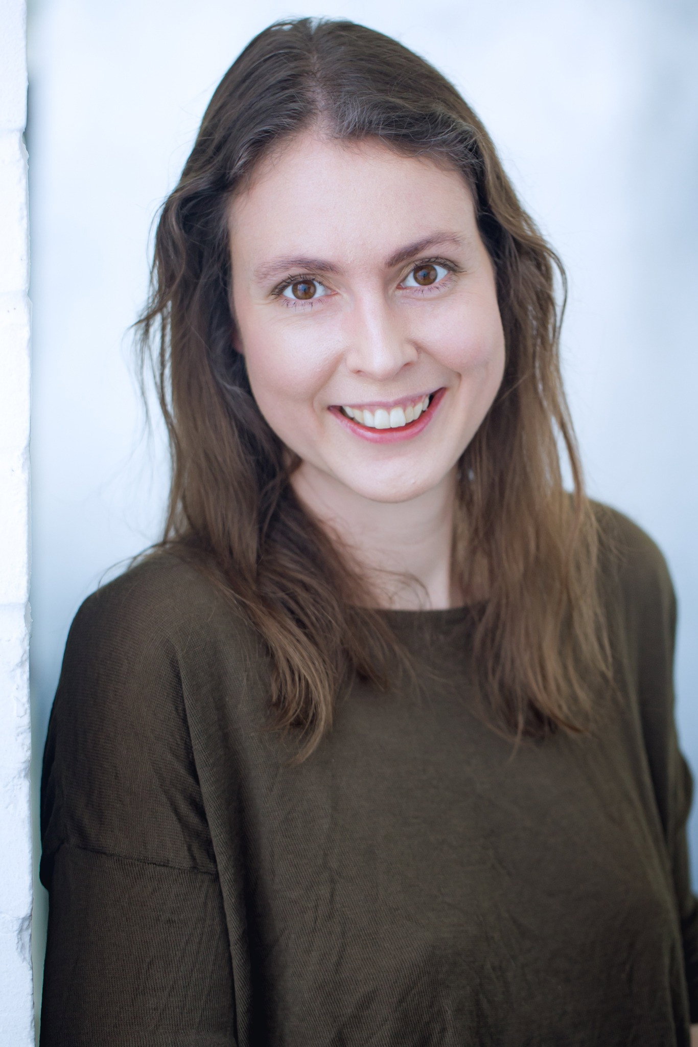 Zoe Cunningham as Bartender in The Bones on Greenwich Shore