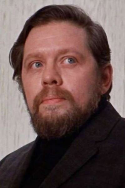 Severn Darden as Albert Church in Rendezvous Hotel