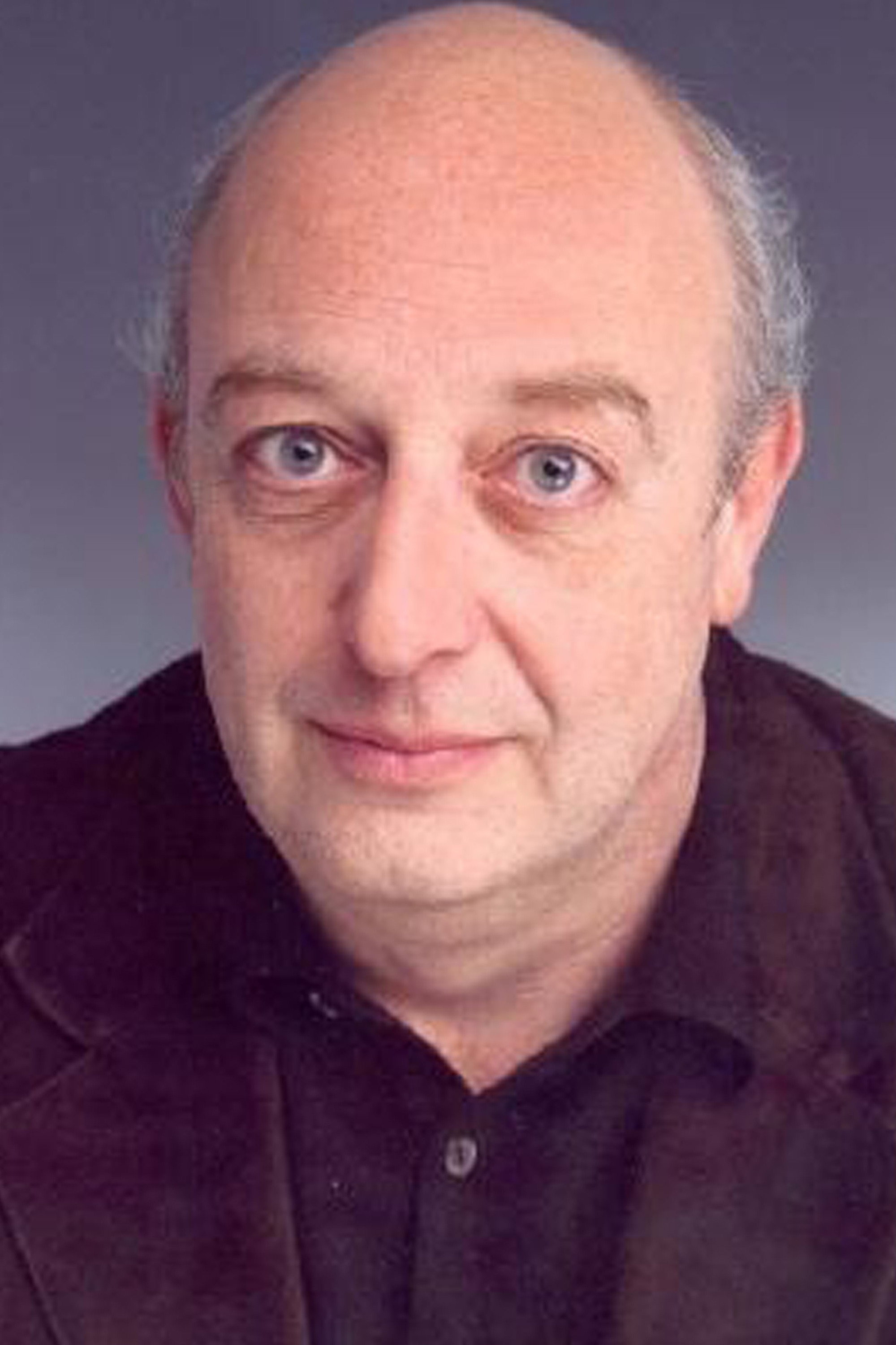 Philippe Faure as Xavier Fabre in Au nom des fils