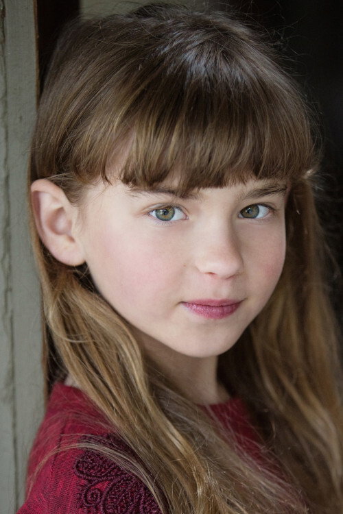 Tabitha Paigen as Kimberly in Pushing Dead