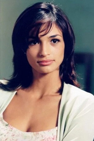 Lorena Forteza as Bárbara Berleti in Time Out