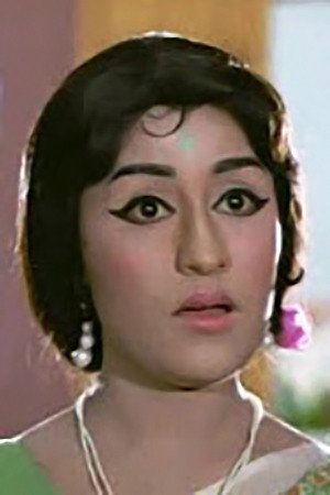 Chandrakala as Rajeswari in Meena