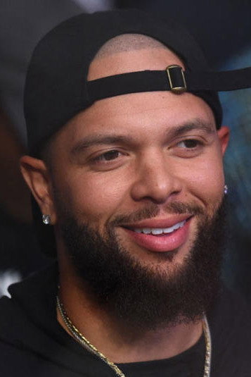 Deron Williams as Self in Jake Paul vs. Tyron Woodley II