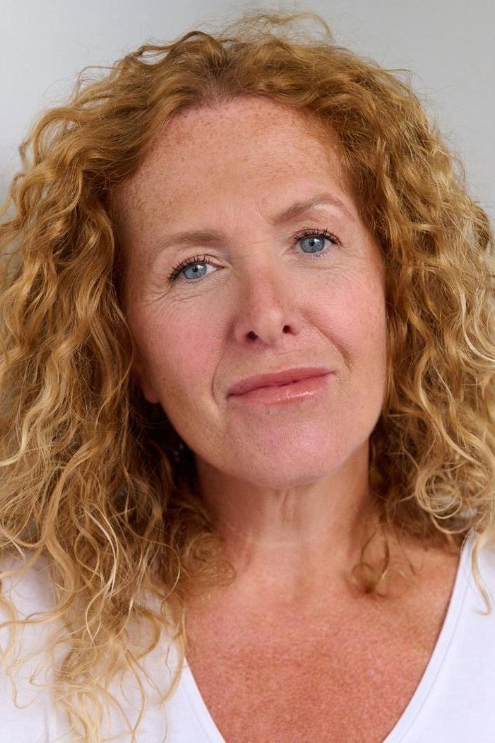 Becky Kershaw as Auntie Pauline in The Robinsons' Family BBQ