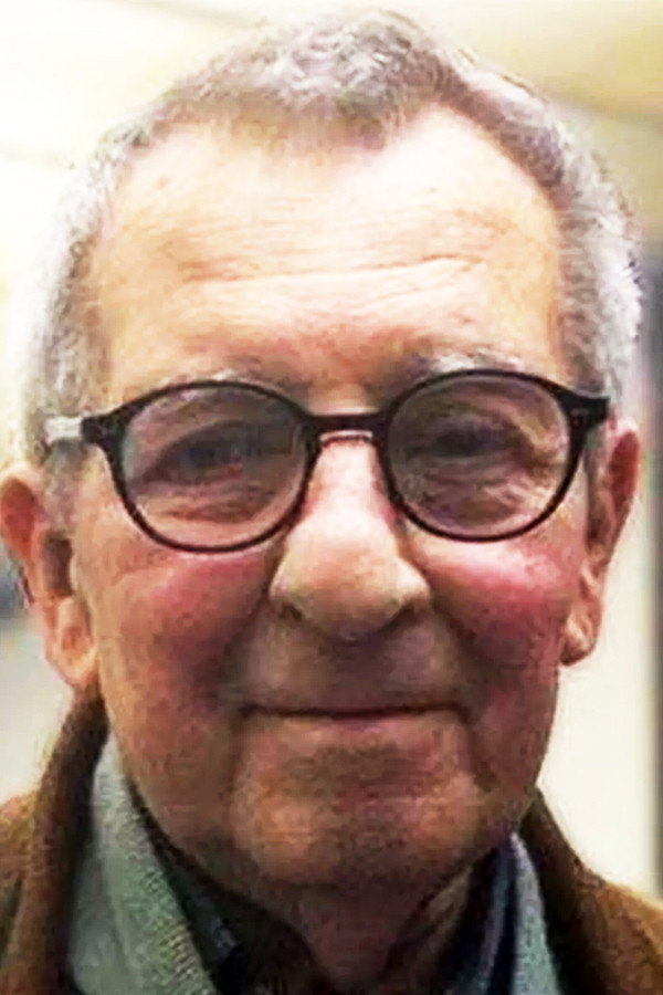 Carlos Garaycochea as Self in Oscar Alemán, vida con swing