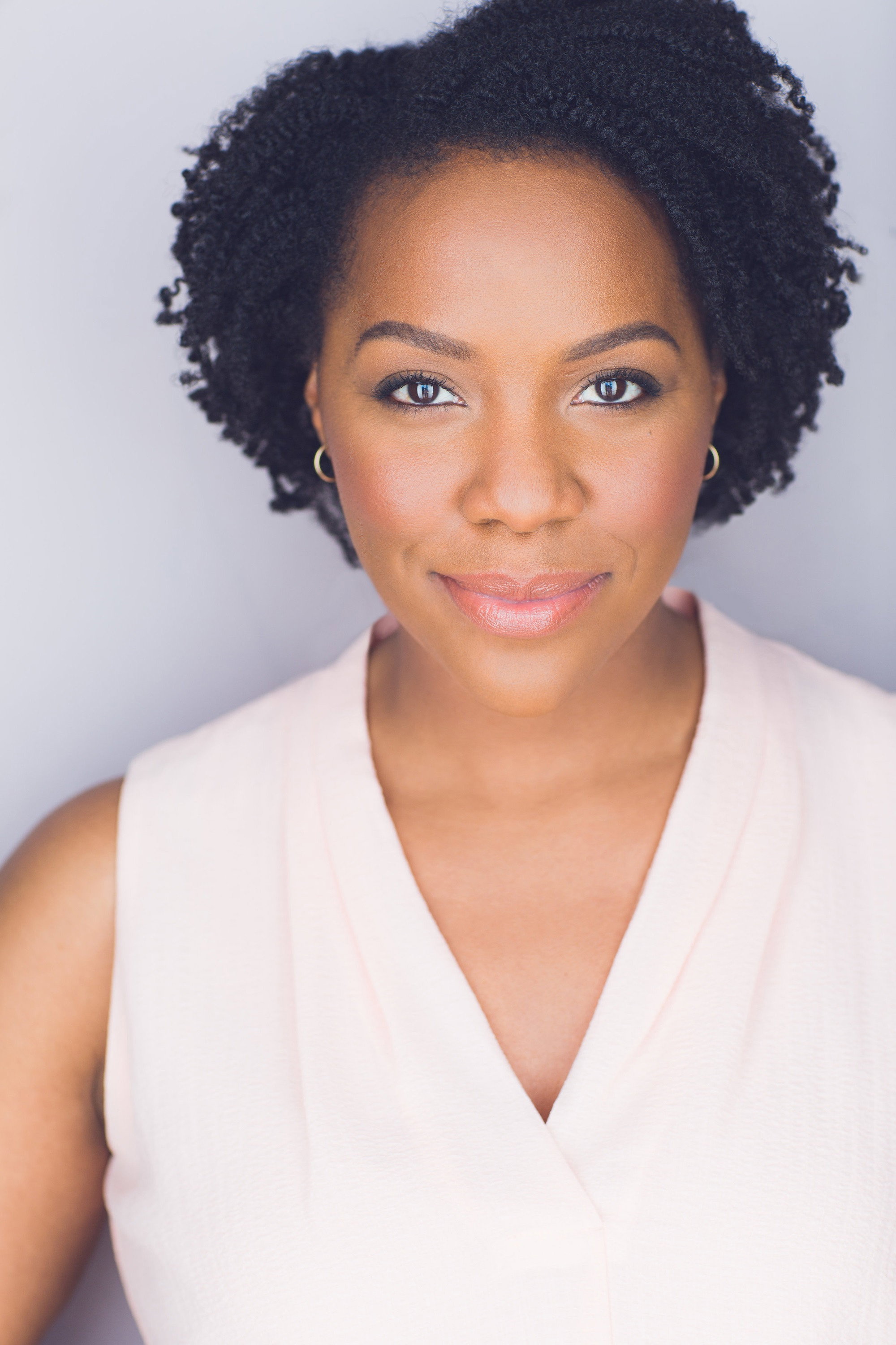 Cristala Carter as Leslie Freeman in Silent Partner