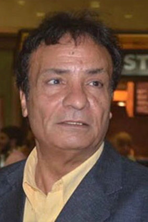 Hamdy El Wazeer as Mohsen in The Street Player