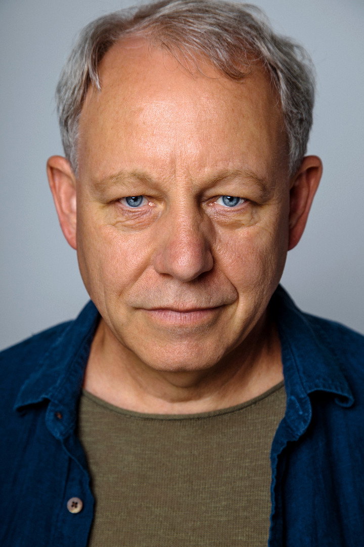 Brad Greenquist as Tom Davenport in Inherit the Wind