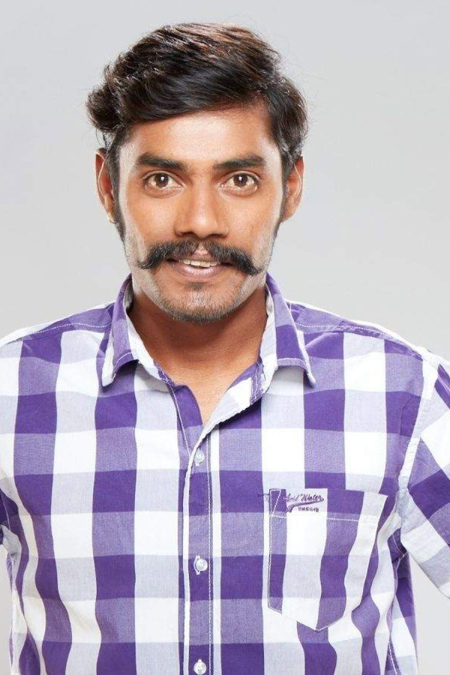 Tanaji Galgunde as Pradeep "Langdya" "Balya" Bansode in Sairat