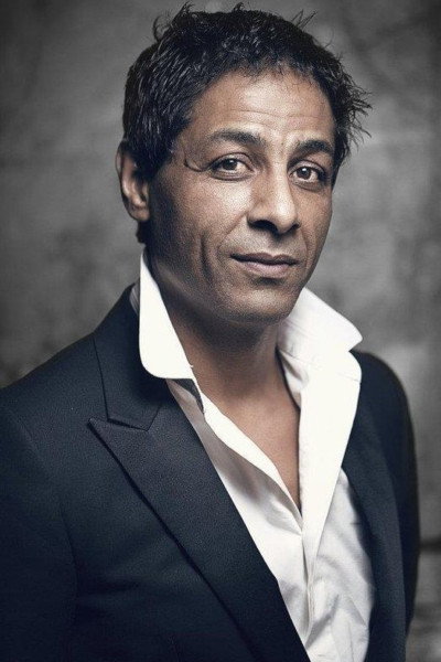 Hichem Yacoubi as Youcef in The Breitner Commando