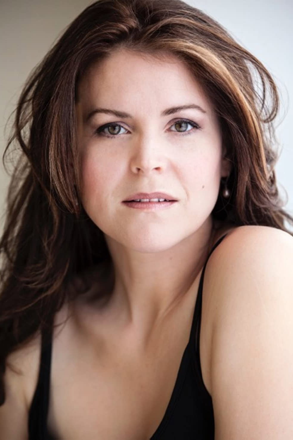 Miranda Handford as Cookie Armstrong in The Festival