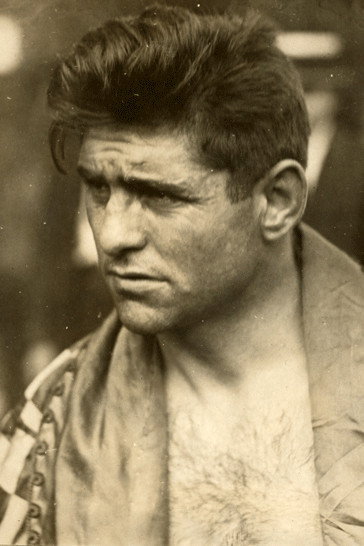 Luis Firpo as Promotor in Nace un campeón
