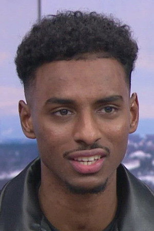 Salah Isse Mohamed as Dono Montana in Zone B