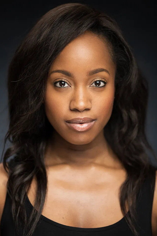 Natasha Burnett as Cindy Howard in Love at First Bark