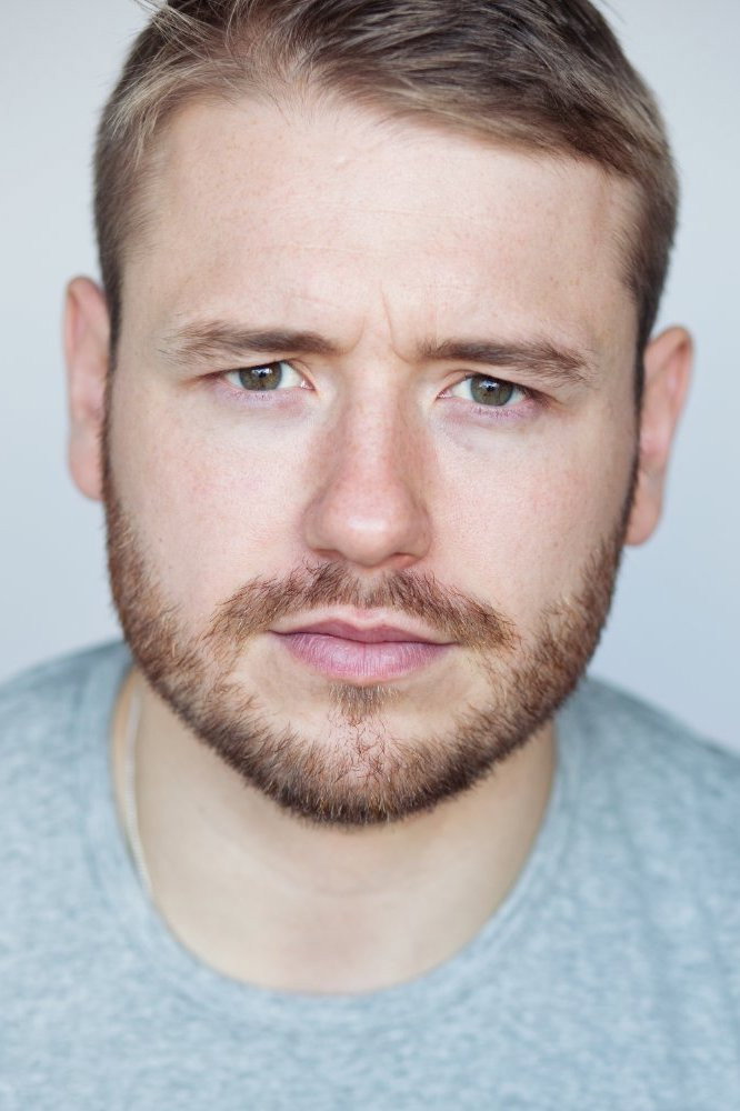 Ian Sharp as Hemingway in Code of Silence