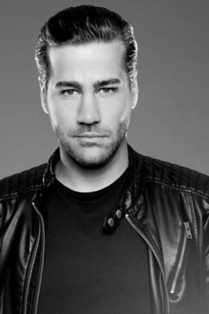 Dave Mantel as David Oscar in Kill Mode