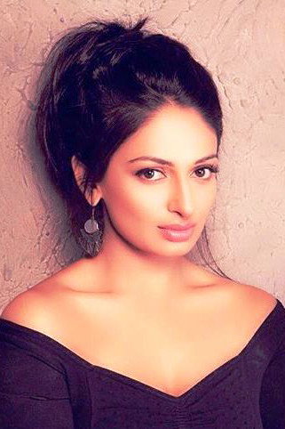 Rubina Bajwa as Sargi in Sargi