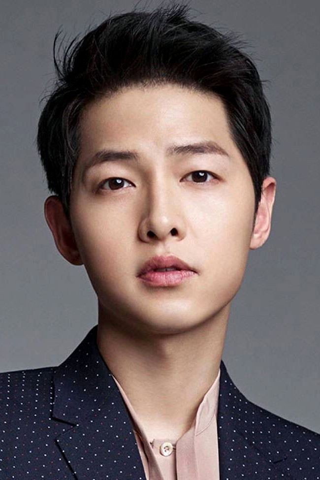 송중기 as Vincenzo Cassano / Park Joo-hyung in Vincenzo