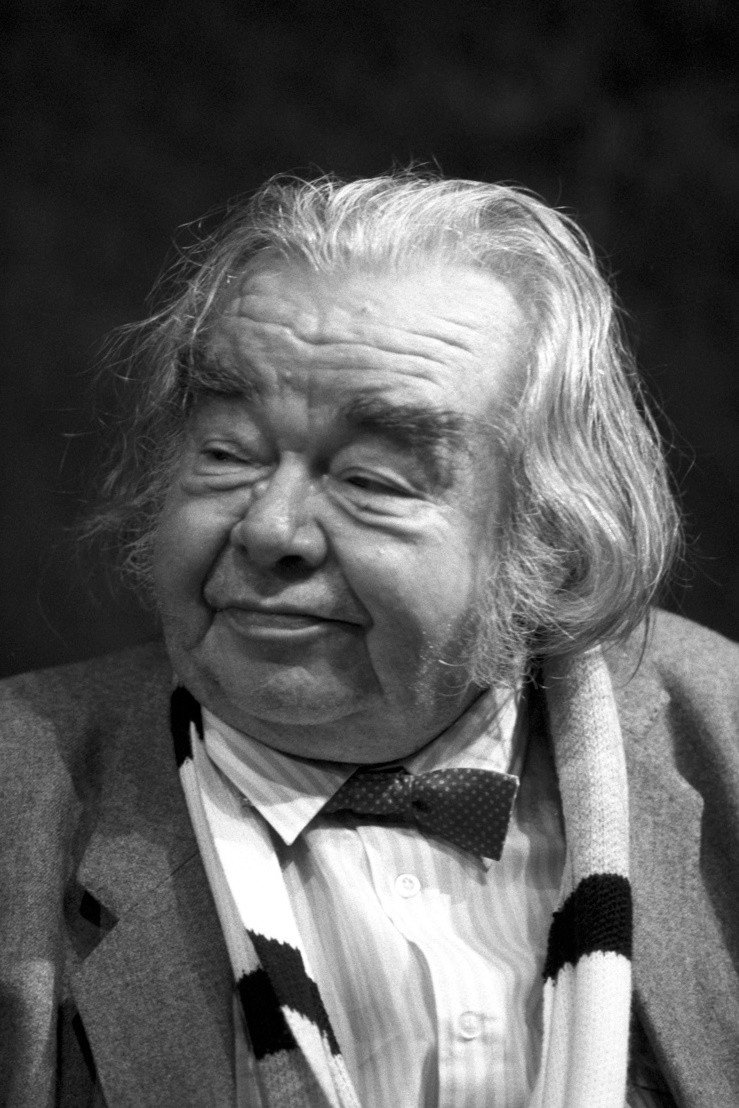 Máriáss József as Szántai László, trafikos in Kántor