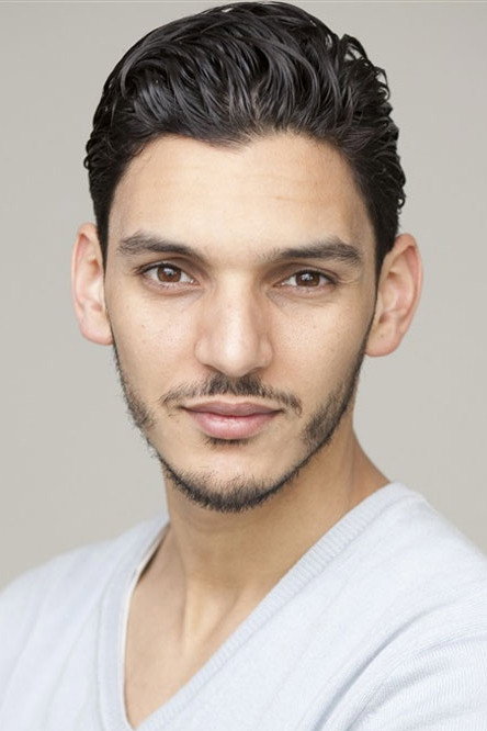 Amir el Kacem as Abdelkader in Abdel et la Comtesse