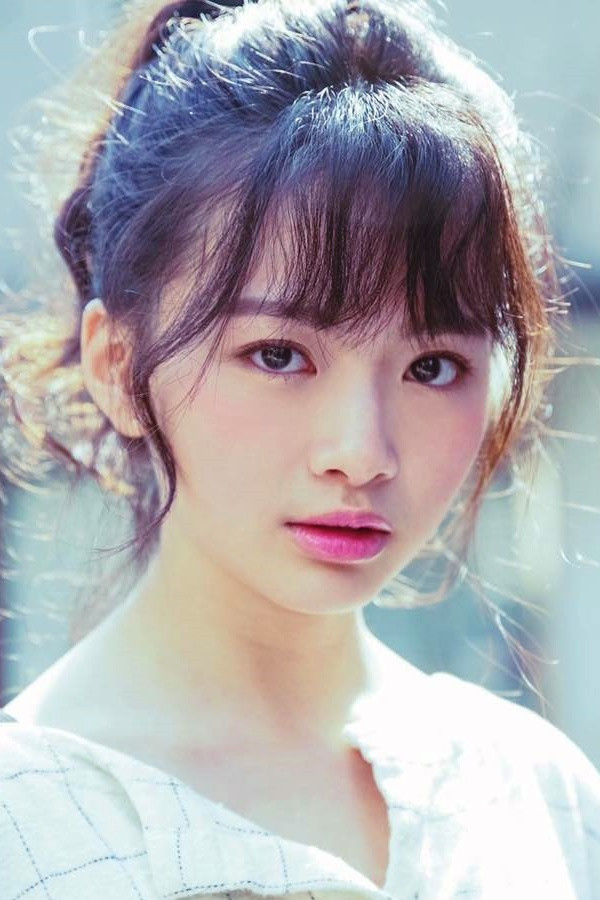喬湲媛 as Yu Hua in Hotel Saltwater