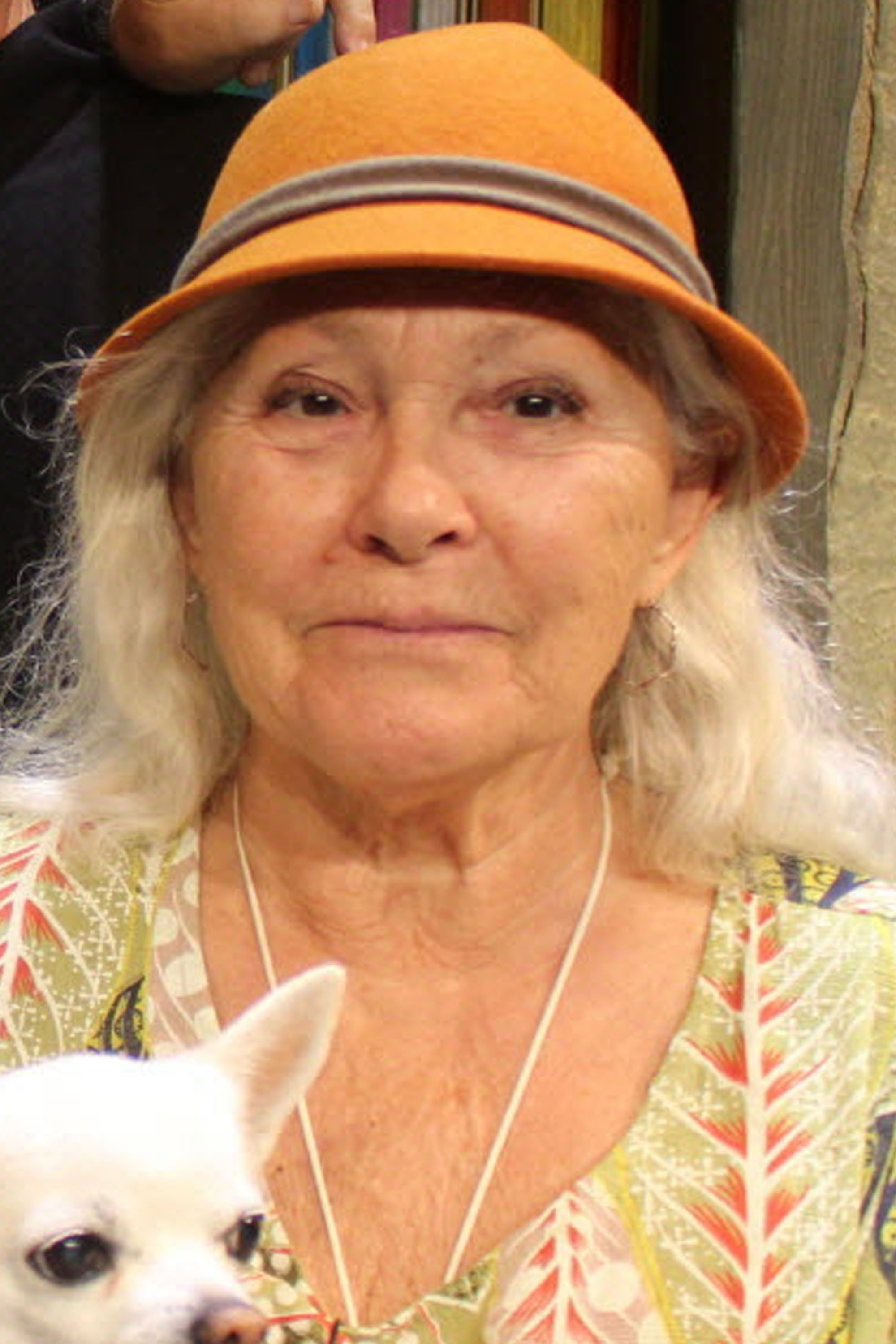 Christiane Papagalli as Françoise in Mais y va où le monde ?