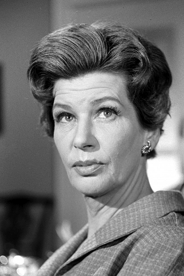 Elżbieta Osterwa as Ward sister in Something for Something